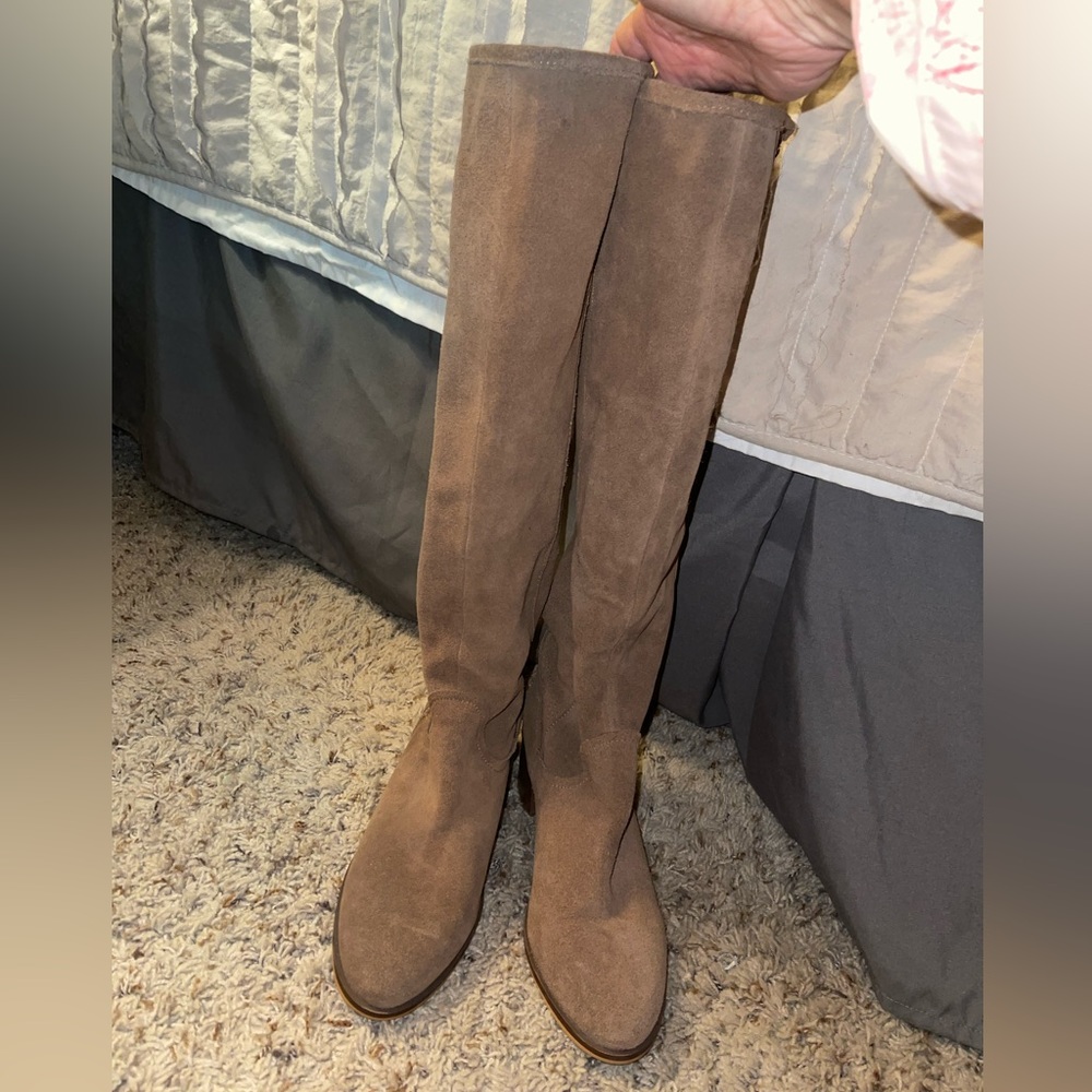 Steve Madden boots size 8 1/2